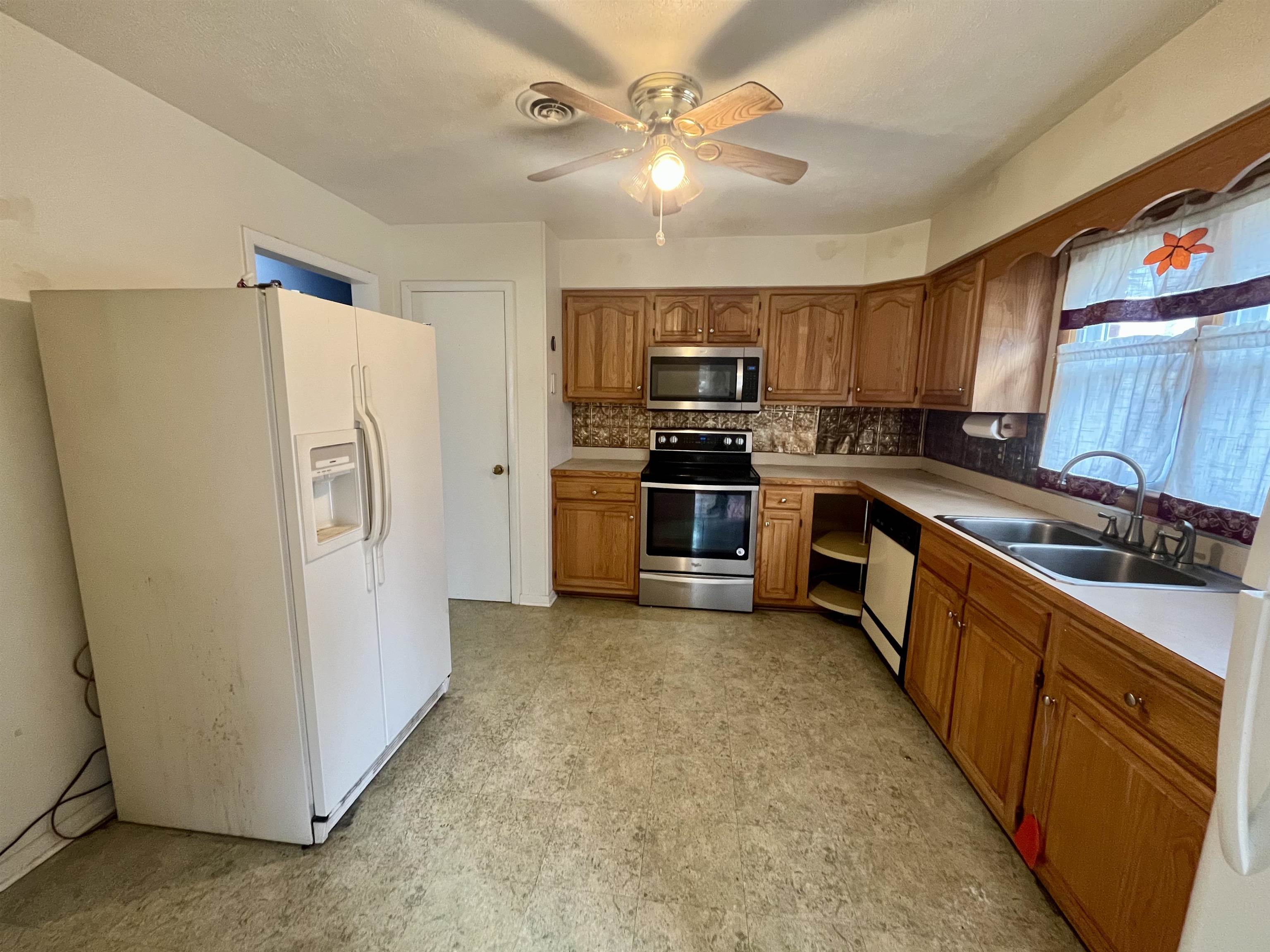 28 FLINT MOUNTAIN DR, STUARTS DRAFT, Virginia 24401, 3 Bedrooms Bedrooms, ,1 BathroomBathrooms,Residential,28 FLINT MOUNTAIN DR,674619 MLS # 674619