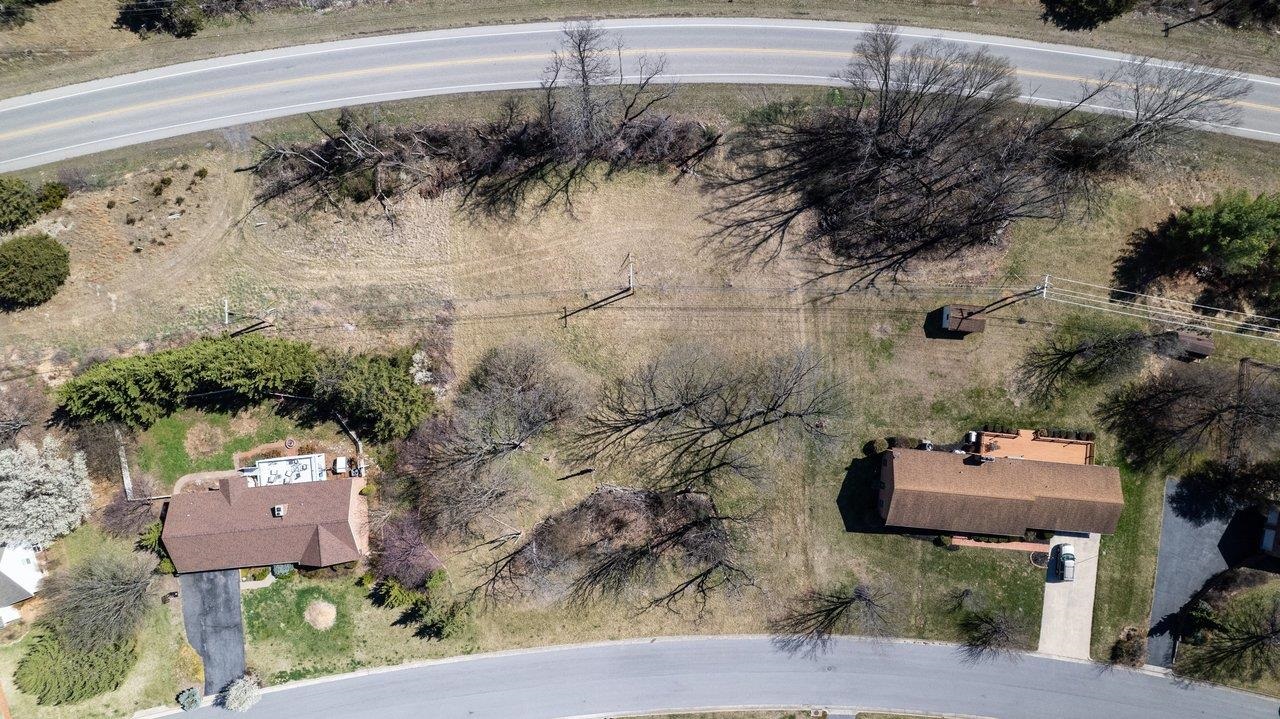 810 LAMMERMOOR DR, STAUNTON, Virginia 24401, ,Land,810 LAMMERMOOR DR,674638 MLS # 674638