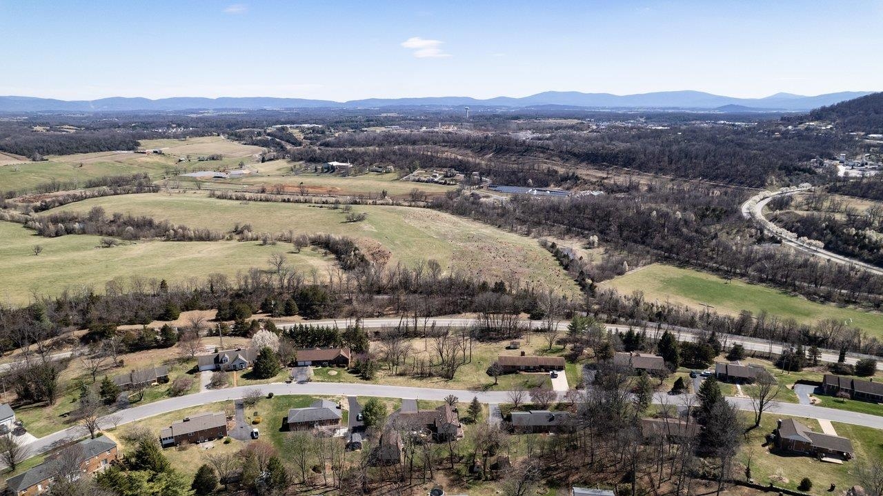 810 LAMMERMOOR DR, STAUNTON, Virginia 24401, ,Land,810 LAMMERMOOR DR,674638 MLS # 674638