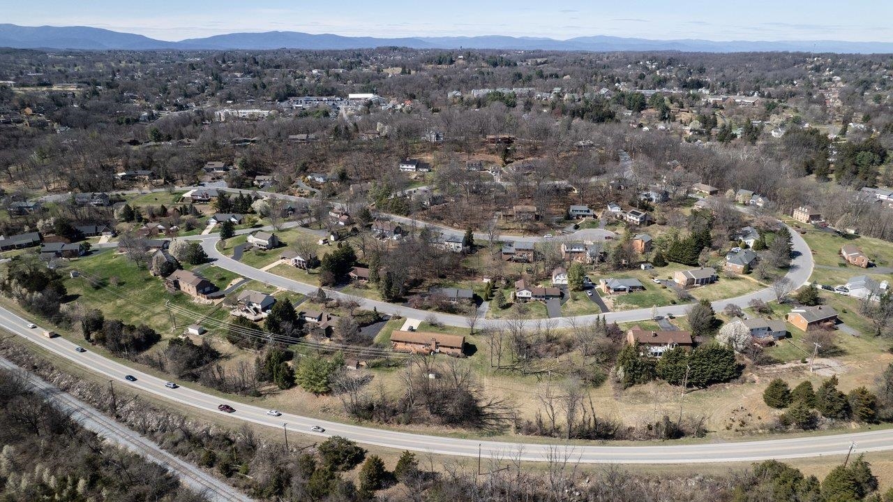 810 LAMMERMOOR DR, STAUNTON, Virginia 24401, ,Land,810 LAMMERMOOR DR,674638 MLS # 674638