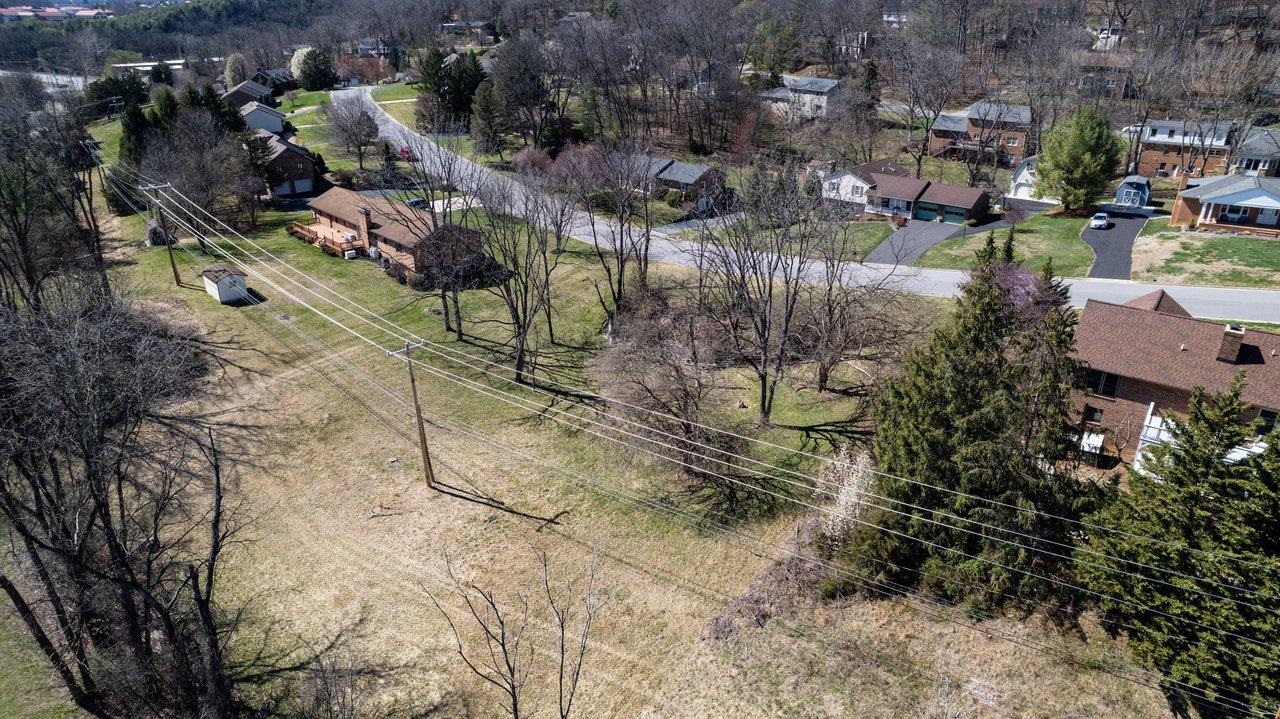 810 LAMMERMOOR DR, STAUNTON, Virginia 24401, ,Land,810 LAMMERMOOR DR,674638 MLS # 674638