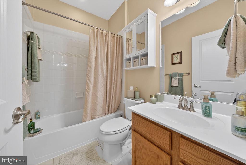 610 KINGSBROOK RD, CULPEPER, Virginia 22701, 4 Bedrooms Bedrooms, ,3 BathroomsBathrooms,Residential,610 KINGSBROOK RD,VACU2012694 MLS # VACU2012694