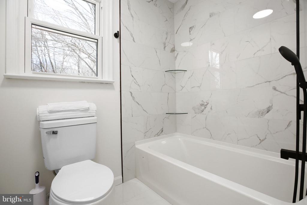 306 CLYDESDALE CT, SPOTSYLVANIA, Virginia 22551, 3 Bedrooms Bedrooms, ,2 BathroomsBathrooms,Residential,306 CLYDESDALE CT,VASP2039672 MLS # VASP2039672 306 CLYDESDALE CT, SPOTSYLVANIA, Virginia 22551, 3 Bedrooms Bedrooms, ,2 BathroomsBathrooms,Residential,306 CLYDESDALE CT,VASP2039672 MLS # VASP2039672