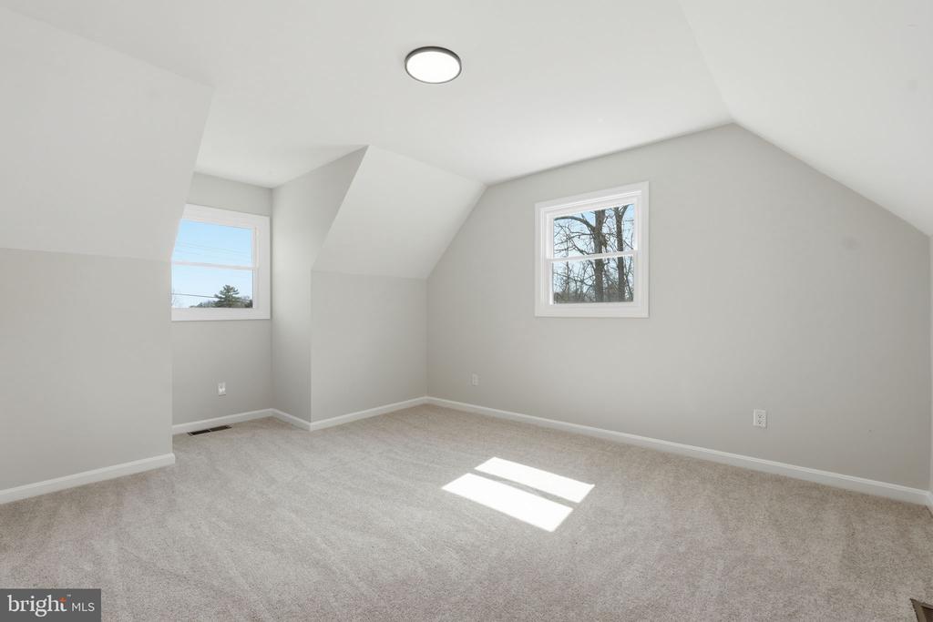 10442 SAINT PAULS RD, BEALETON, Virginia, 4 Bedrooms Bedrooms, ,2 BathroomsBathrooms,Residential,W. SIDE OF RT 66,10442 SAINT PAULS RD,VAFQ2020724 MLS # VAFQ2020724