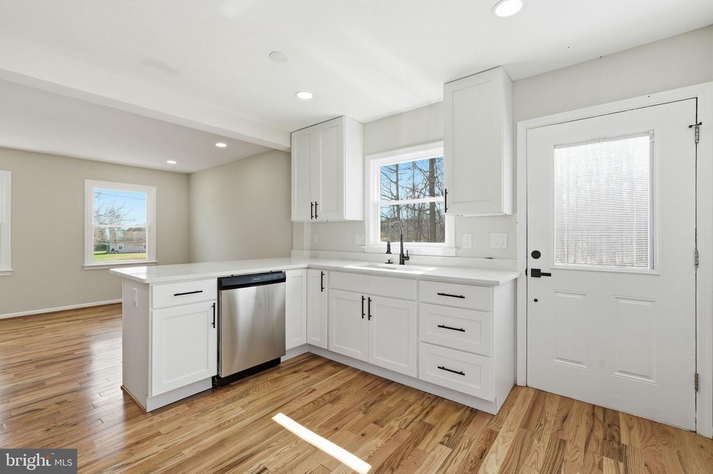 10442 SAINT PAULS RD, BEALETON, Virginia, 4 Bedrooms Bedrooms, ,2 BathroomsBathrooms,Residential,W. SIDE OF RT 66,10442 SAINT PAULS RD,VAFQ2020724 MLS # VAFQ2020724