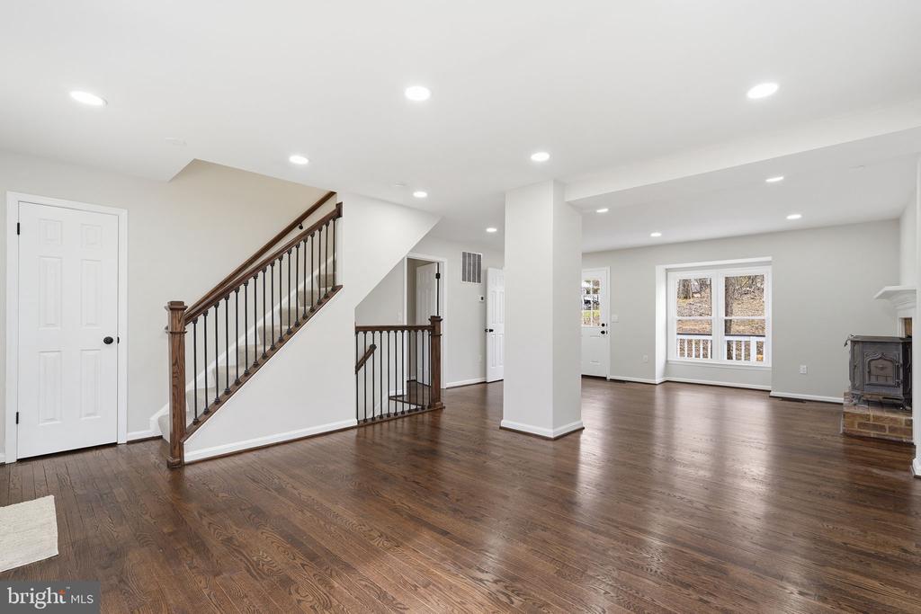 7087 WESTMORELAND DR, WARRENTON, Virginia, 5 Bedrooms Bedrooms, ,3 BathroomsBathrooms,Residential,7087 WESTMORELAND DR,VAFQ2020736 MLS # VAFQ2020736