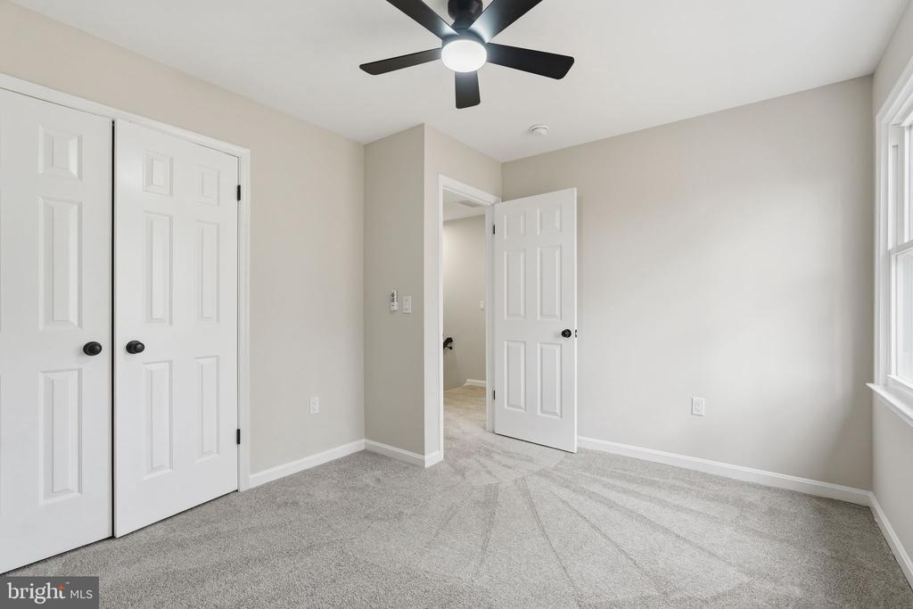 7087 WESTMORELAND DR, WARRENTON, Virginia, 5 Bedrooms Bedrooms, ,3 BathroomsBathrooms,Residential,7087 WESTMORELAND DR,VAFQ2020736 MLS # VAFQ2020736