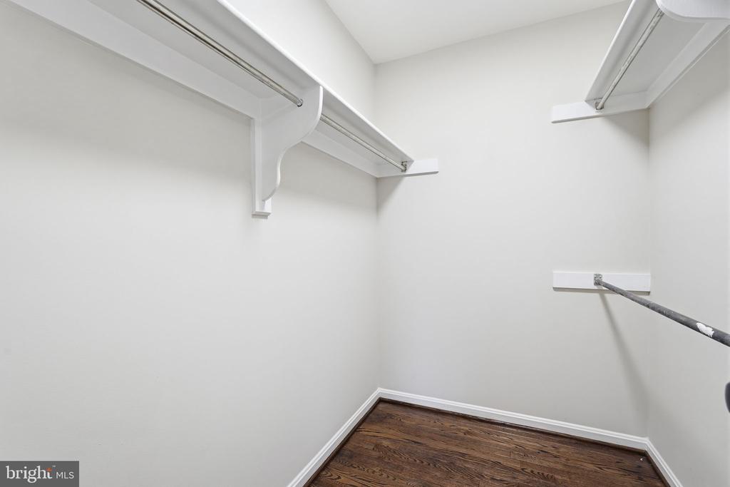 7087 WESTMORELAND DR, WARRENTON, Virginia, 5 Bedrooms Bedrooms, ,3 BathroomsBathrooms,Residential,7087 WESTMORELAND DR,VAFQ2020736 MLS # VAFQ2020736