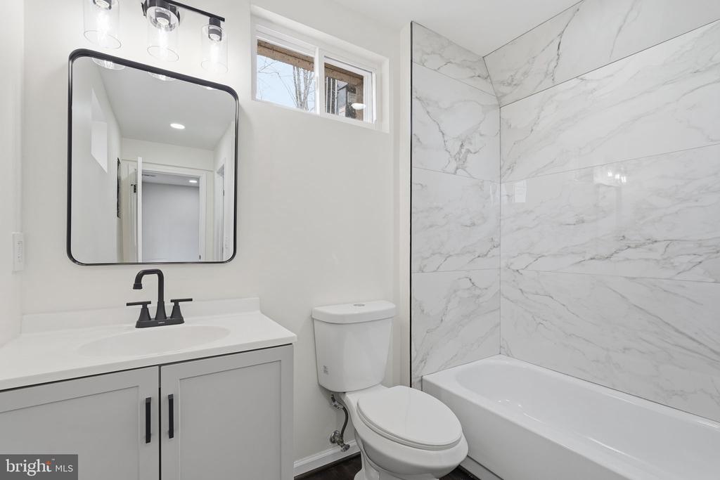 7087 WESTMORELAND DR, WARRENTON, Virginia, 5 Bedrooms Bedrooms, ,3 BathroomsBathrooms,Residential,7087 WESTMORELAND DR,VAFQ2020736 MLS # VAFQ2020736