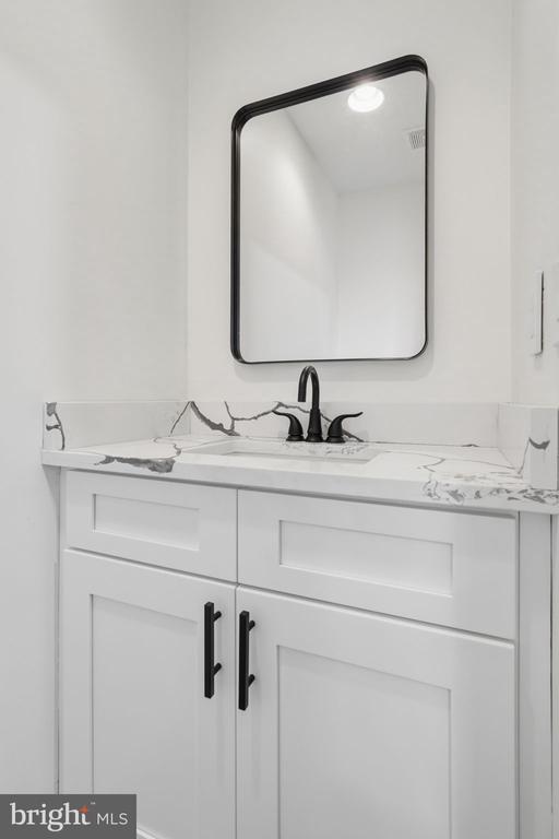 7087 WESTMORELAND DR, WARRENTON, Virginia, 5 Bedrooms Bedrooms, ,3 BathroomsBathrooms,Residential,7087 WESTMORELAND DR,VAFQ2020736 MLS # VAFQ2020736