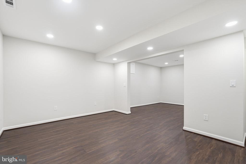 7087 WESTMORELAND DR, WARRENTON, Virginia, 5 Bedrooms Bedrooms, ,3 BathroomsBathrooms,Residential,7087 WESTMORELAND DR,VAFQ2020736 MLS # VAFQ2020736