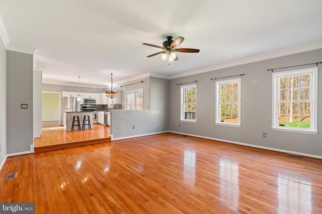 4305 BRIDLEPATH CT, FREDERICKSBURG, Virginia 22408, 4 Bedrooms Bedrooms, ,3 BathroomsBathrooms,Residential,4305 BRIDLEPATH CT,VASP2039774 MLS # VASP2039774 4305 BRIDLEPATH CT, FREDERICKSBURG, Virginia 22408, 4 Bedrooms Bedrooms, ,3 BathroomsBathrooms,Residential,4305 BRIDLEPATH CT,VASP2039774 MLS # VASP2039774