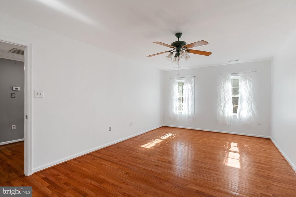 4305 BRIDLEPATH CT, FREDERICKSBURG, Virginia 22408, 4 Bedrooms Bedrooms, ,3 BathroomsBathrooms,Residential,4305 BRIDLEPATH CT,VASP2039774 MLS # VASP2039774 4305 BRIDLEPATH CT, FREDERICKSBURG, Virginia 22408, 4 Bedrooms Bedrooms, ,3 BathroomsBathrooms,Residential,4305 BRIDLEPATH CT,VASP2039774 MLS # VASP2039774