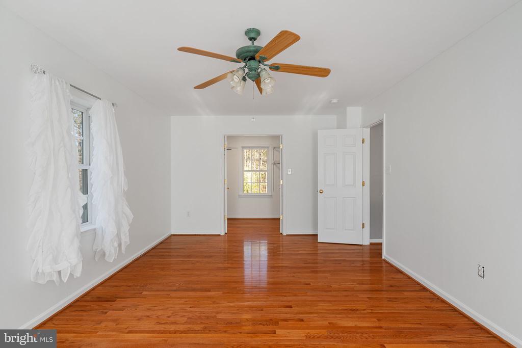 4305 BRIDLEPATH CT, FREDERICKSBURG, Virginia 22408, 4 Bedrooms Bedrooms, ,3 BathroomsBathrooms,Residential,4305 BRIDLEPATH CT,VASP2039774 MLS # VASP2039774 4305 BRIDLEPATH CT, FREDERICKSBURG, Virginia 22408, 4 Bedrooms Bedrooms, ,3 BathroomsBathrooms,Residential,4305 BRIDLEPATH CT,VASP2039774 MLS # VASP2039774