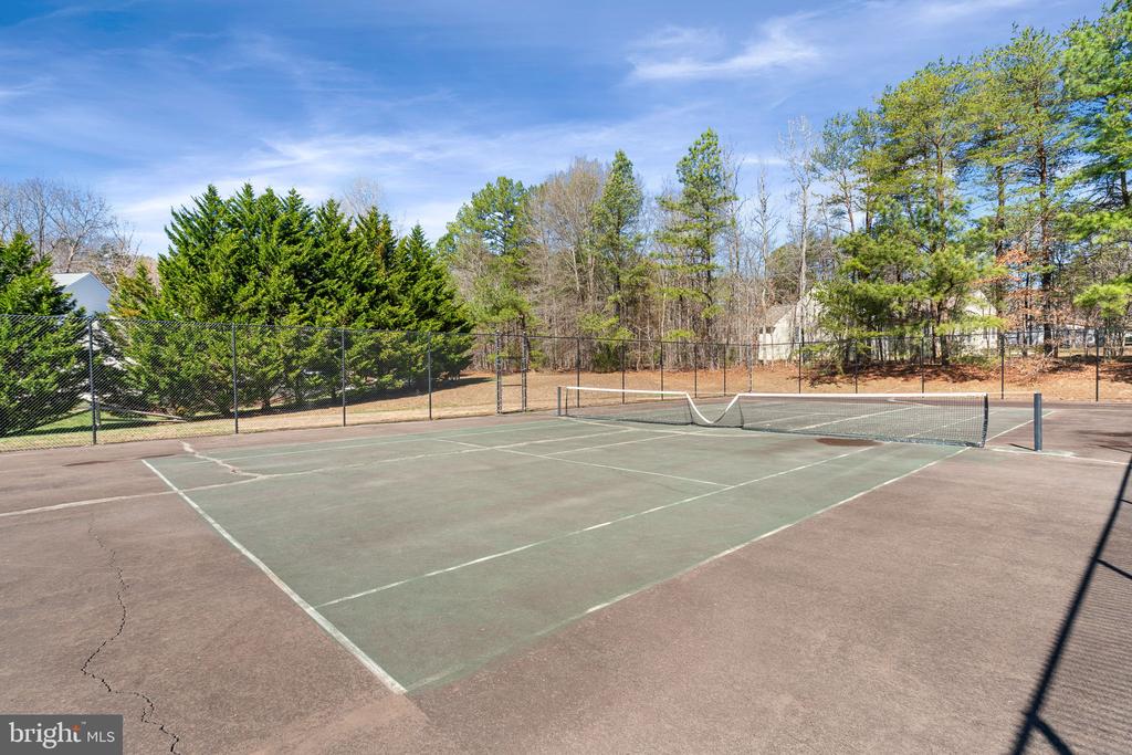 4305 BRIDLEPATH CT, FREDERICKSBURG, Virginia 22408, 4 Bedrooms Bedrooms, ,3 BathroomsBathrooms,Residential,4305 BRIDLEPATH CT,VASP2039774 MLS # VASP2039774 4305 BRIDLEPATH CT, FREDERICKSBURG, Virginia 22408, 4 Bedrooms Bedrooms, ,3 BathroomsBathrooms,Residential,4305 BRIDLEPATH CT,VASP2039774 MLS # VASP2039774