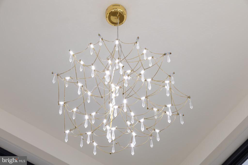 116 WASHINGTON ST, LOCUST GROVE, Virginia 22508, 5 Bedrooms Bedrooms, ,5 BathroomsBathrooms,Residential,116 WASHINGTON ST,VAOR2013490 MLS # VAOR2013490