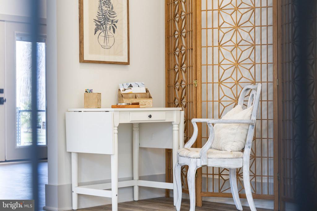 116 WASHINGTON ST, LOCUST GROVE, Virginia 22508, 5 Bedrooms Bedrooms, ,5 BathroomsBathrooms,Residential,116 WASHINGTON ST,VAOR2013490 MLS # VAOR2013490