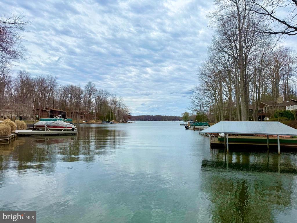 116 WASHINGTON ST, LOCUST GROVE, Virginia 22508, 5 Bedrooms Bedrooms, ,5 BathroomsBathrooms,Residential,116 WASHINGTON ST,VAOR2013490 MLS # VAOR2013490