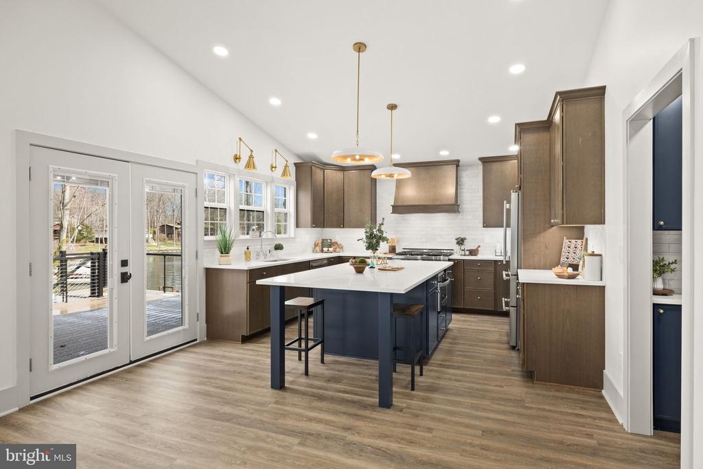 116 WASHINGTON ST, LOCUST GROVE, Virginia 22508, 5 Bedrooms Bedrooms, ,5 BathroomsBathrooms,Residential,116 WASHINGTON ST,VAOR2013490 MLS # VAOR2013490