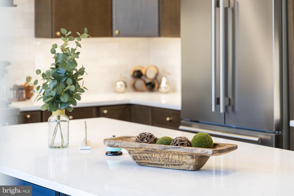 116 WASHINGTON ST, LOCUST GROVE, Virginia 22508, 5 Bedrooms Bedrooms, ,5 BathroomsBathrooms,Residential,116 WASHINGTON ST,VAOR2013490 MLS # VAOR2013490