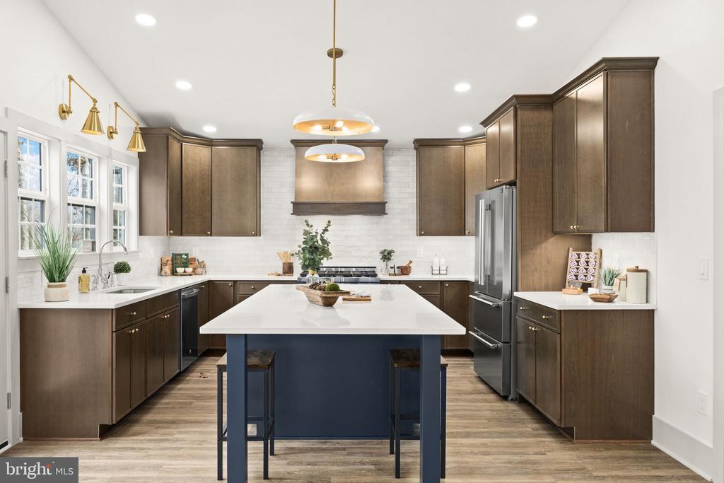 116 WASHINGTON ST, LOCUST GROVE, Virginia 22508, 5 Bedrooms Bedrooms, ,5 BathroomsBathrooms,Residential,116 WASHINGTON ST,VAOR2013490 MLS # VAOR2013490