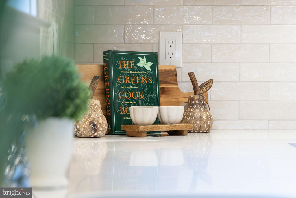 116 WASHINGTON ST, LOCUST GROVE, Virginia 22508, 5 Bedrooms Bedrooms, ,5 BathroomsBathrooms,Residential,116 WASHINGTON ST,VAOR2013490 MLS # VAOR2013490