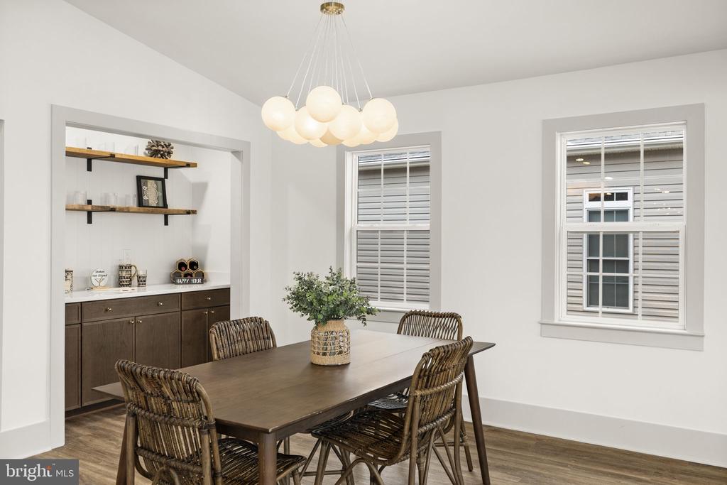 116 WASHINGTON ST, LOCUST GROVE, Virginia 22508, 5 Bedrooms Bedrooms, ,5 BathroomsBathrooms,Residential,116 WASHINGTON ST,VAOR2013490 MLS # VAOR2013490