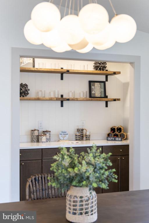 116 WASHINGTON ST, LOCUST GROVE, Virginia 22508, 5 Bedrooms Bedrooms, ,5 BathroomsBathrooms,Residential,116 WASHINGTON ST,VAOR2013490 MLS # VAOR2013490