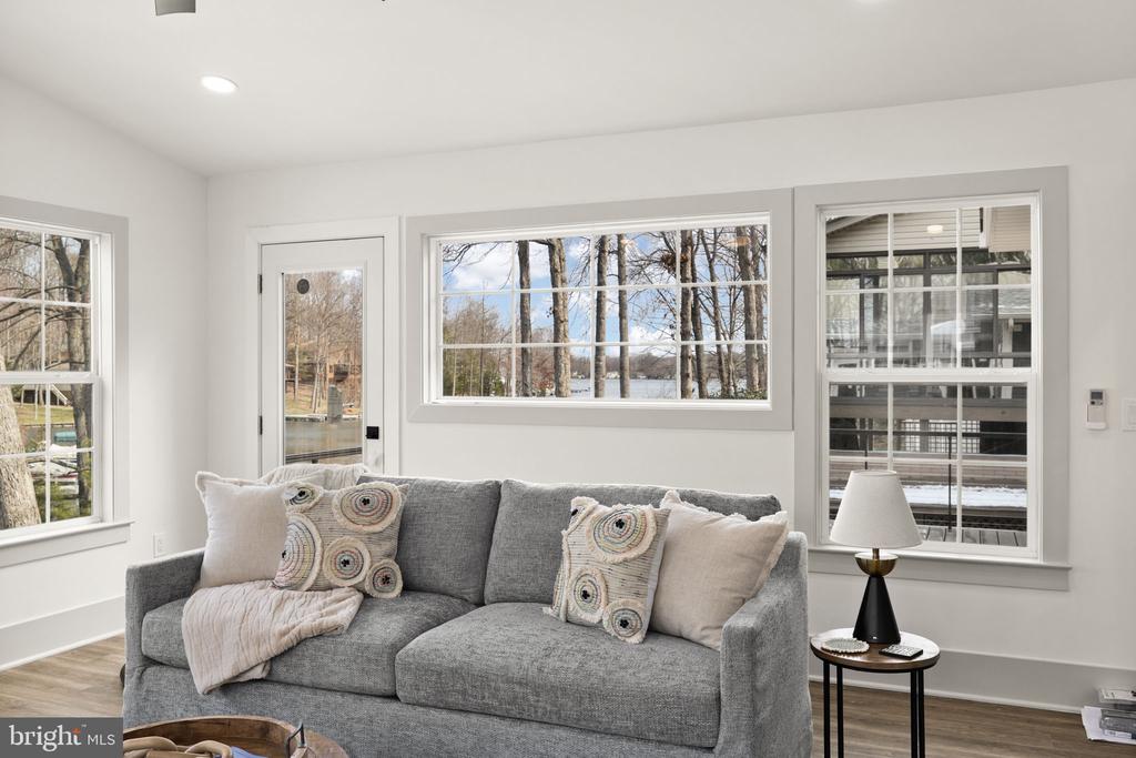 116 WASHINGTON ST, LOCUST GROVE, Virginia 22508, 5 Bedrooms Bedrooms, ,5 BathroomsBathrooms,Residential,116 WASHINGTON ST,VAOR2013490 MLS # VAOR2013490