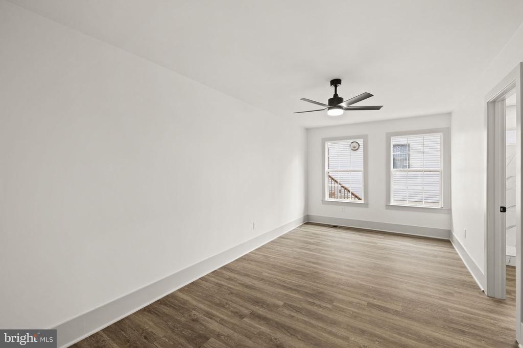 116 WASHINGTON ST, LOCUST GROVE, Virginia 22508, 5 Bedrooms Bedrooms, ,5 BathroomsBathrooms,Residential,116 WASHINGTON ST,VAOR2013490 MLS # VAOR2013490