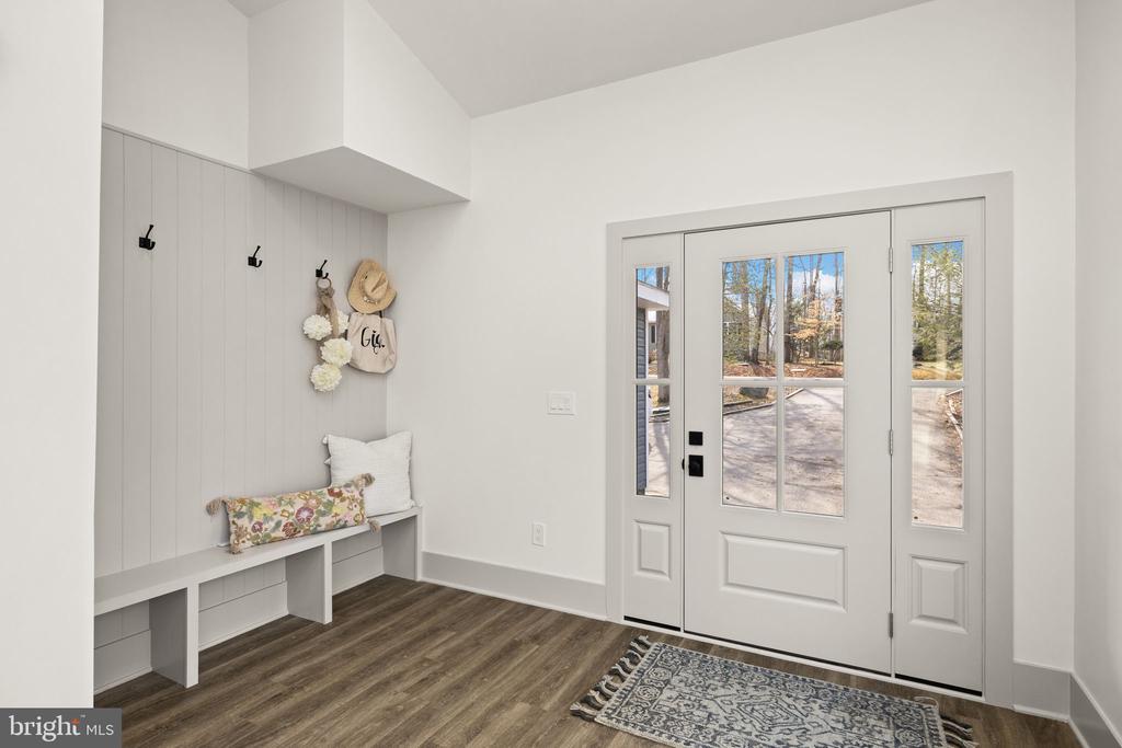 116 WASHINGTON ST, LOCUST GROVE, Virginia 22508, 5 Bedrooms Bedrooms, ,5 BathroomsBathrooms,Residential,116 WASHINGTON ST,VAOR2013490 MLS # VAOR2013490