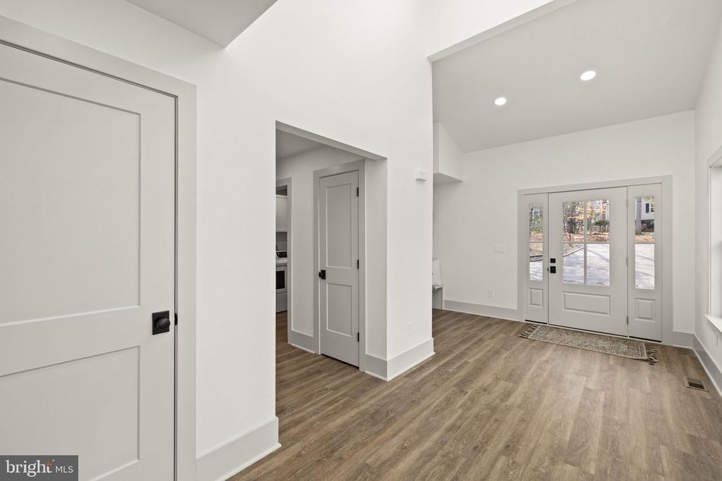 116 WASHINGTON ST, LOCUST GROVE, Virginia 22508, 5 Bedrooms Bedrooms, ,5 BathroomsBathrooms,Residential,116 WASHINGTON ST,VAOR2013490 MLS # VAOR2013490