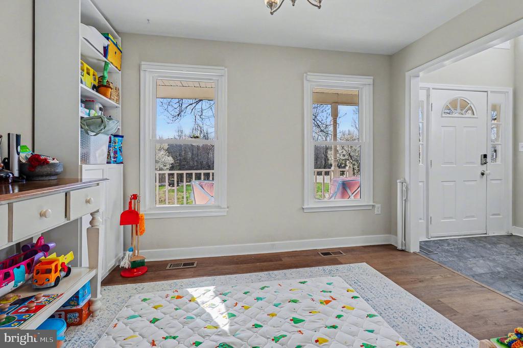 7317 CLOVERHILL RD, SPOTSYLVANIA, Virginia 22551, 3 Bedrooms Bedrooms, ,2 BathroomsBathrooms,Residential,7317 CLOVERHILL RD,VASP2039882 MLS # VASP2039882 7317 CLOVERHILL RD, SPOTSYLVANIA, Virginia 22551, 3 Bedrooms Bedrooms, ,2 BathroomsBathrooms,Residential,7317 CLOVERHILL RD,VASP2039882 MLS # VASP2039882