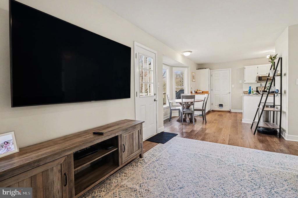 7317 CLOVERHILL RD, SPOTSYLVANIA, Virginia 22551, 3 Bedrooms Bedrooms, ,2 BathroomsBathrooms,Residential,7317 CLOVERHILL RD,VASP2039882 MLS # VASP2039882 7317 CLOVERHILL RD, SPOTSYLVANIA, Virginia 22551, 3 Bedrooms Bedrooms, ,2 BathroomsBathrooms,Residential,7317 CLOVERHILL RD,VASP2039882 MLS # VASP2039882