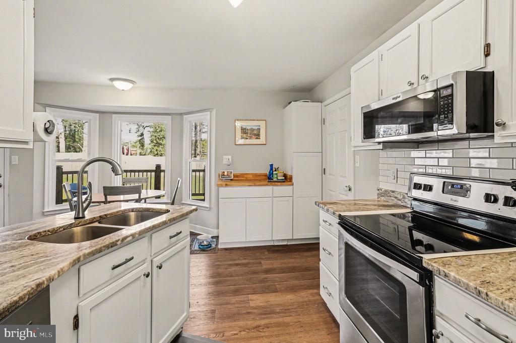 7317 CLOVERHILL RD, SPOTSYLVANIA, Virginia 22551, 3 Bedrooms Bedrooms, ,2 BathroomsBathrooms,Residential,7317 CLOVERHILL RD,VASP2039882 MLS # VASP2039882 7317 CLOVERHILL RD, SPOTSYLVANIA, Virginia 22551, 3 Bedrooms Bedrooms, ,2 BathroomsBathrooms,Residential,7317 CLOVERHILL RD,VASP2039882 MLS # VASP2039882