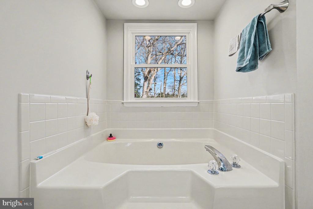 7317 CLOVERHILL RD, SPOTSYLVANIA, Virginia 22551, 3 Bedrooms Bedrooms, ,2 BathroomsBathrooms,Residential,7317 CLOVERHILL RD,VASP2039882 MLS # VASP2039882 7317 CLOVERHILL RD, SPOTSYLVANIA, Virginia 22551, 3 Bedrooms Bedrooms, ,2 BathroomsBathrooms,Residential,7317 CLOVERHILL RD,VASP2039882 MLS # VASP2039882