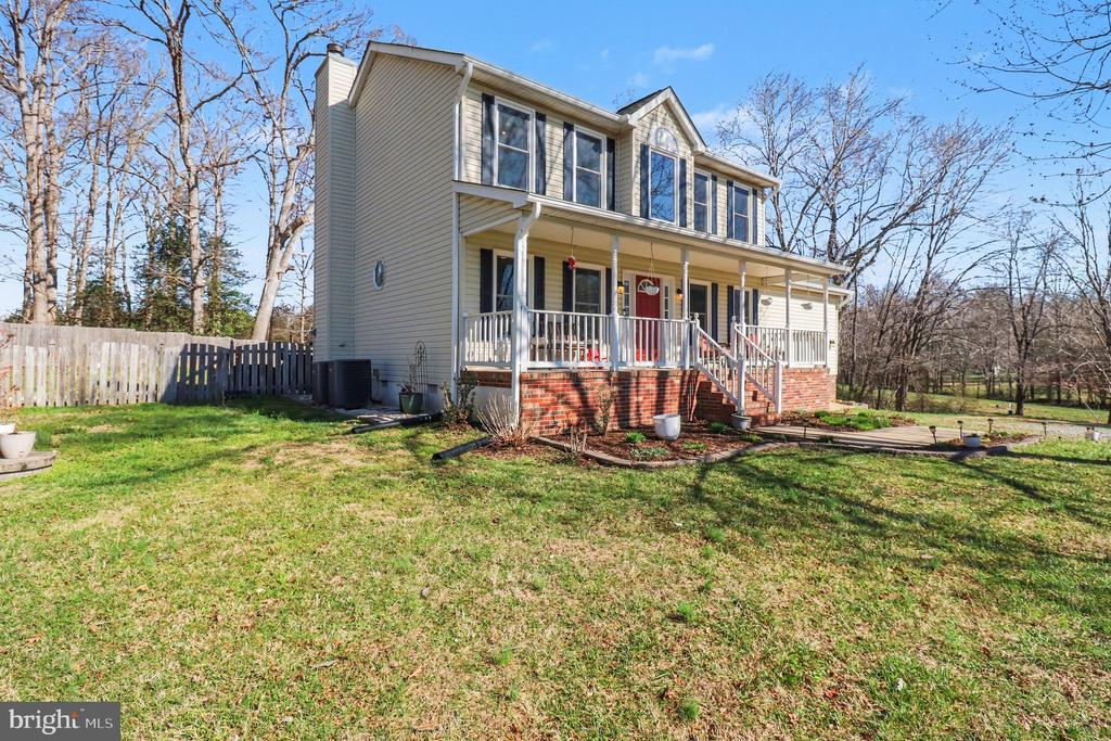7317 CLOVERHILL RD, SPOTSYLVANIA, Virginia 22551, 3 Bedrooms Bedrooms, ,2 BathroomsBathrooms,Residential,7317 CLOVERHILL RD,VASP2039882 MLS # VASP2039882 7317 CLOVERHILL RD, SPOTSYLVANIA, Virginia 22551, 3 Bedrooms Bedrooms, ,2 BathroomsBathrooms,Residential,7317 CLOVERHILL RD,VASP2039882 MLS # VASP2039882