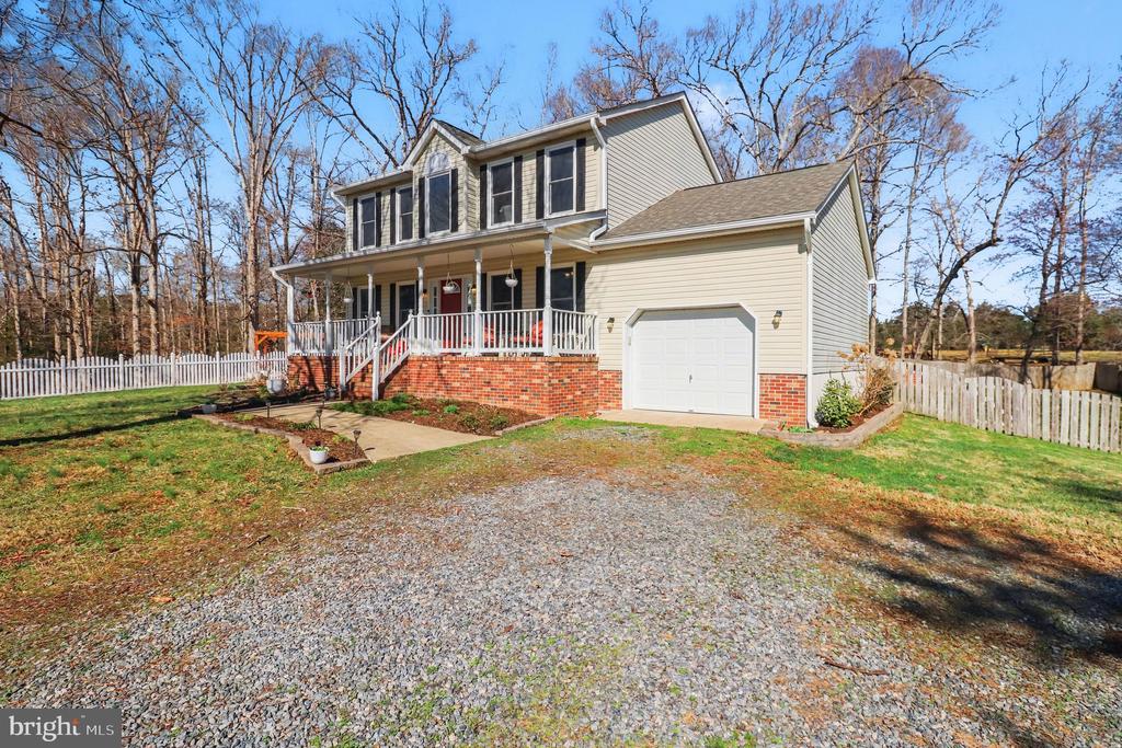 7317 CLOVERHILL RD, SPOTSYLVANIA, Virginia 22551, 3 Bedrooms Bedrooms, ,2 BathroomsBathrooms,Residential,7317 CLOVERHILL RD,VASP2039882 MLS # VASP2039882 7317 CLOVERHILL RD, SPOTSYLVANIA, Virginia 22551, 3 Bedrooms Bedrooms, ,2 BathroomsBathrooms,Residential,7317 CLOVERHILL RD,VASP2039882 MLS # VASP2039882