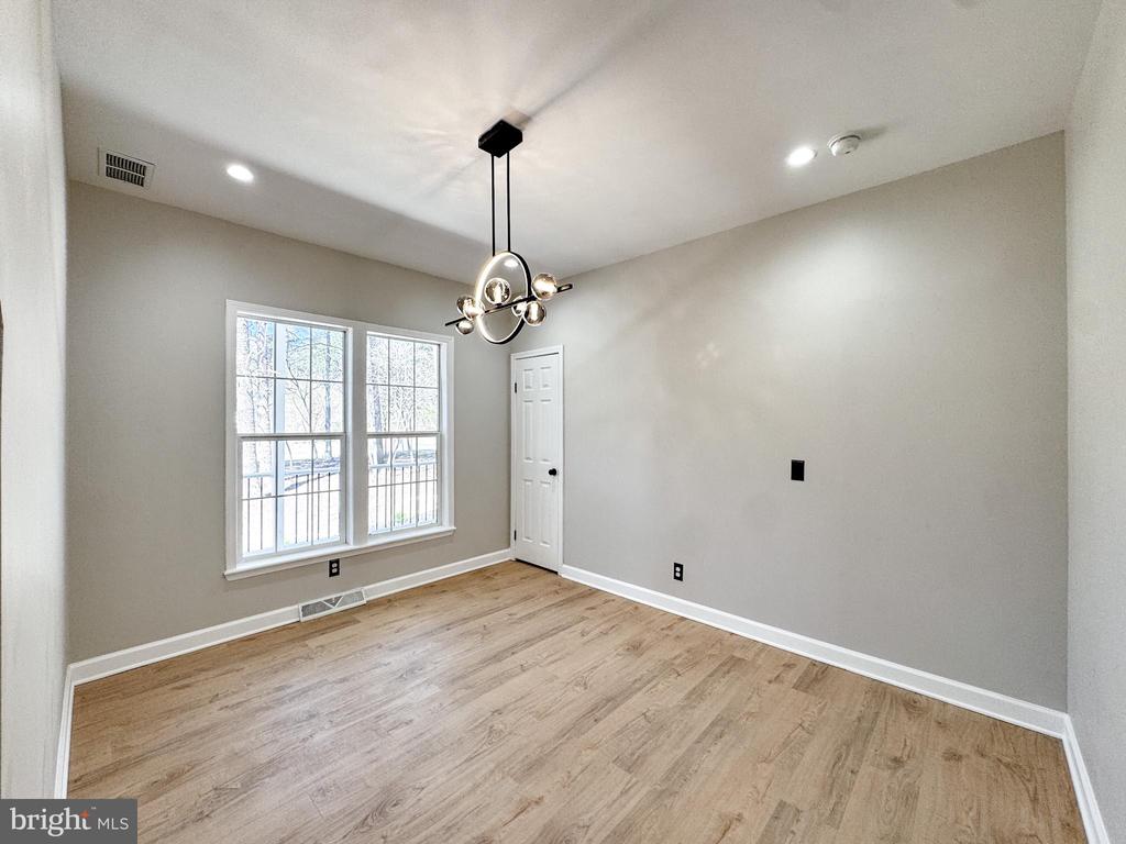 3631 BREAKNOCK RD, BUMPASS, Virginia 23024, 5 Bedrooms Bedrooms, ,3 BathroomsBathrooms,Residential,3631 BREAKNOCK RD,VASP2040010 MLS # VASP2040010