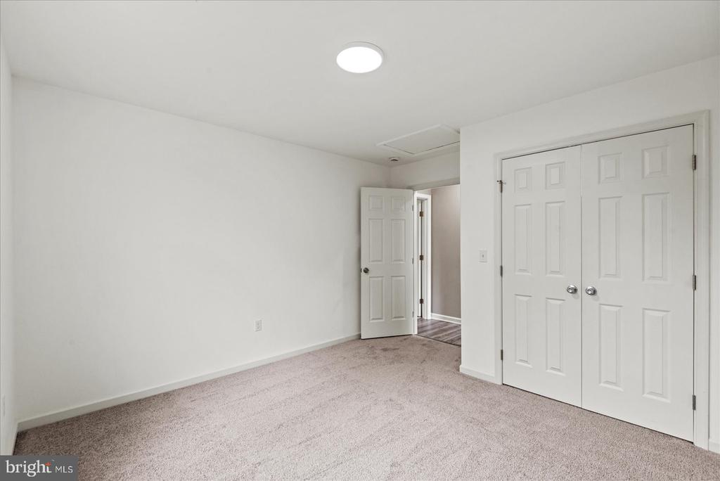 914 OLD RIXEYVILLE RD, CULPEPER, Virginia 22701, 5 Bedrooms Bedrooms, ,3 BathroomsBathrooms,Residential,914 OLD RIXEYVILLE RD,VACU2012980 MLS # VACU2012980