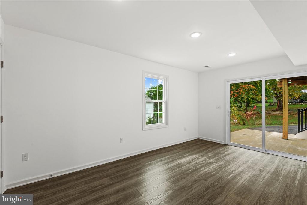 914 OLD RIXEYVILLE RD, CULPEPER, Virginia 22701, 5 Bedrooms Bedrooms, ,3 BathroomsBathrooms,Residential,914 OLD RIXEYVILLE RD,VACU2012980 MLS # VACU2012980