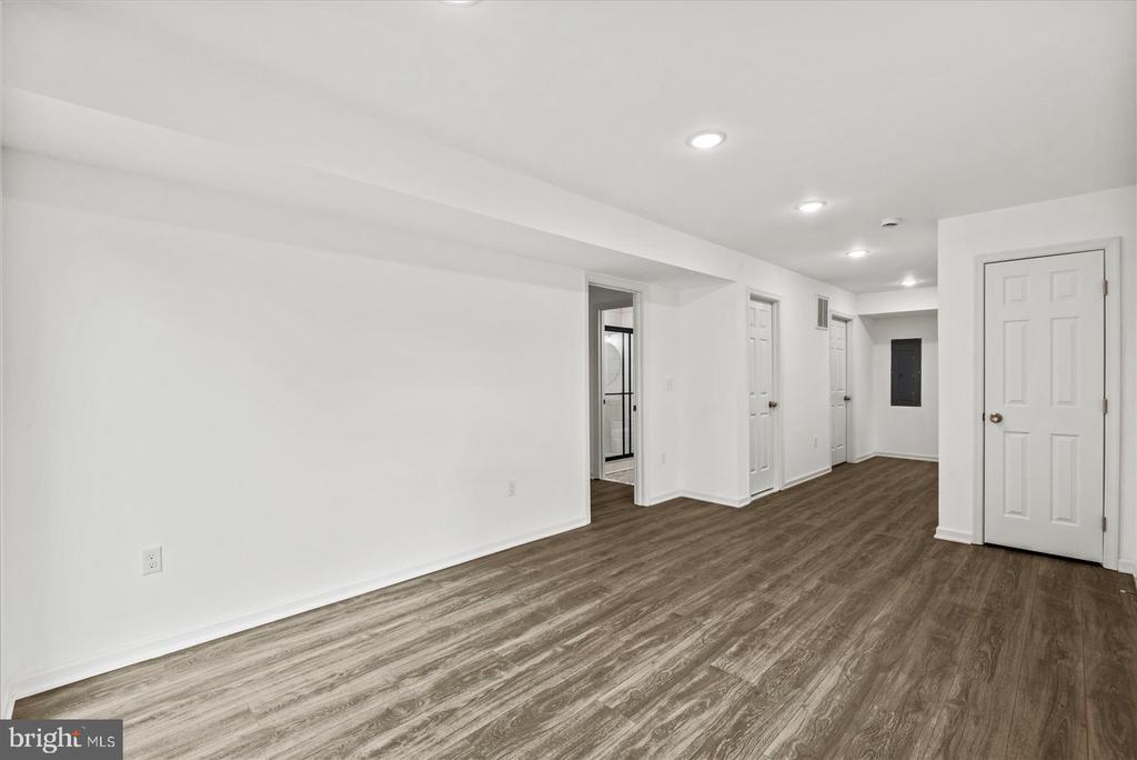 914 OLD RIXEYVILLE RD, CULPEPER, Virginia 22701, 5 Bedrooms Bedrooms, ,3 BathroomsBathrooms,Residential,914 OLD RIXEYVILLE RD,VACU2012980 MLS # VACU2012980