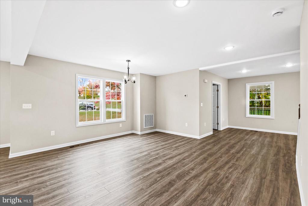 914 OLD RIXEYVILLE RD, CULPEPER, Virginia 22701, 5 Bedrooms Bedrooms, ,3 BathroomsBathrooms,Residential,914 OLD RIXEYVILLE RD,VACU2012980 MLS # VACU2012980