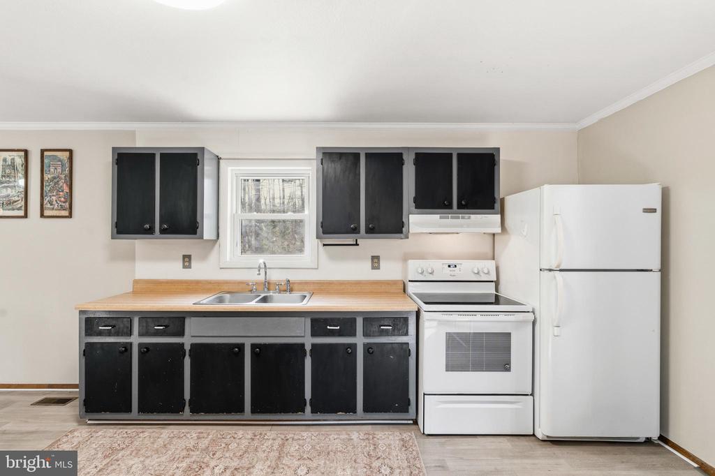 1330 JASON LN, AMISSVILLE, Virginia 20106, 3 Bedrooms Bedrooms, ,2 BathroomsBathrooms,Residential,1330 JASON LN,VACU2012990 MLS # VACU2012990