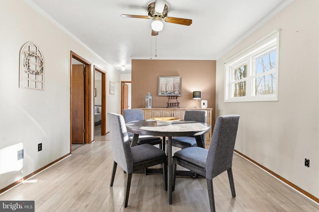 1330 JASON LN, AMISSVILLE, Virginia 20106, 3 Bedrooms Bedrooms, ,2 BathroomsBathrooms,Residential,1330 JASON LN,VACU2012990 MLS # VACU2012990