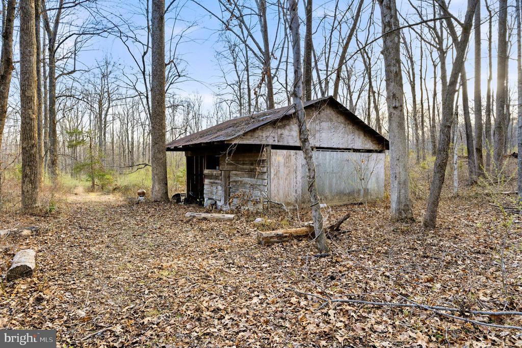 1330 JASON LN, AMISSVILLE, Virginia 20106, 3 Bedrooms Bedrooms, ,2 BathroomsBathrooms,Residential,1330 JASON LN,VACU2012990 MLS # VACU2012990