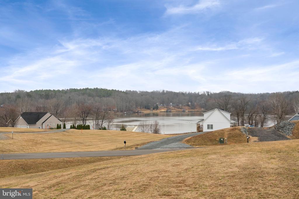 20359 LOOKOUT CIR, ORANGE, Virginia 22960, 5 Bedrooms Bedrooms, ,3 BathroomsBathrooms,Residential,20359 LOOKOUT CIR,VAOR2013386 MLS # VAOR2013386