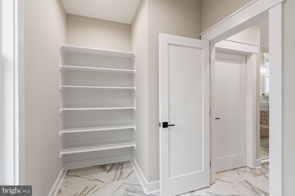 20359 LOOKOUT CIR, ORANGE, Virginia 22960, 5 Bedrooms Bedrooms, ,3 BathroomsBathrooms,Residential,20359 LOOKOUT CIR,VAOR2013386 MLS # VAOR2013386