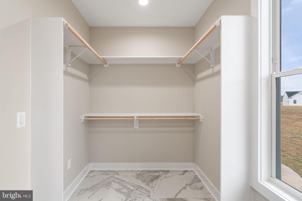 20359 LOOKOUT CIR, ORANGE, Virginia 22960, 5 Bedrooms Bedrooms, ,3 BathroomsBathrooms,Residential,20359 LOOKOUT CIR,VAOR2013386 MLS # VAOR2013386