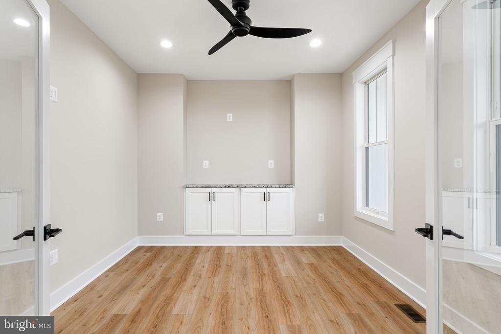 20359 LOOKOUT CIR, ORANGE, Virginia 22960, 5 Bedrooms Bedrooms, ,3 BathroomsBathrooms,Residential,20359 LOOKOUT CIR,VAOR2013386 MLS # VAOR2013386